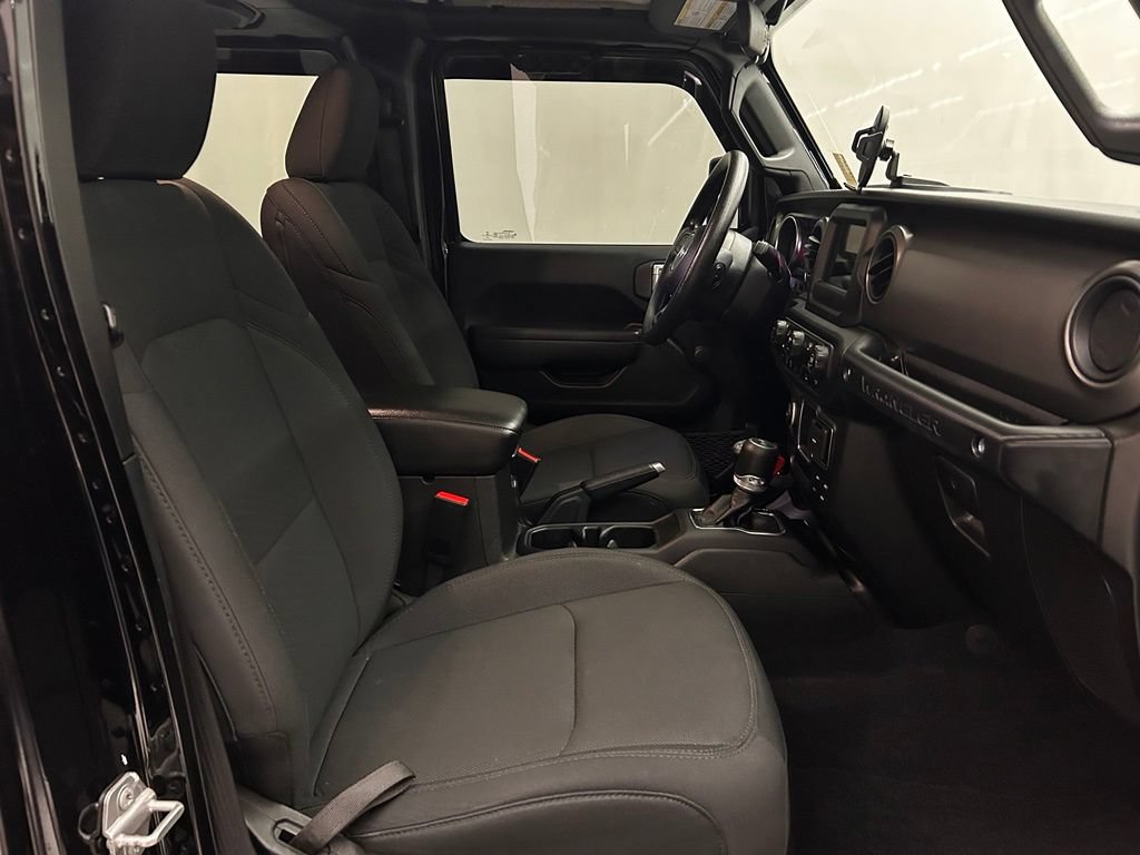 Used 2022 Jeep Wrangler Unlimited Sport AWD/4WD image 17