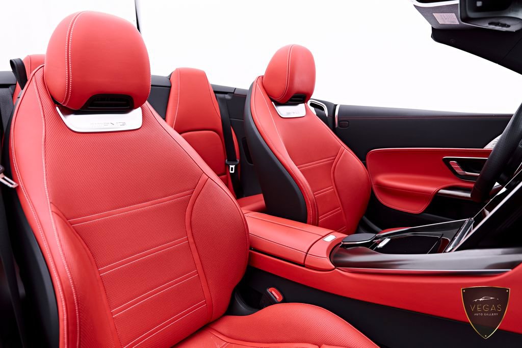 Used 2025 Mercedes-Benz SL 43 AMG w/ Driver Assistance Package image 57