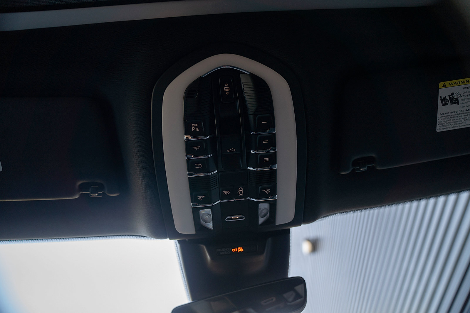 Certified 2026 Porsche Macan S AWD/4WD image 10