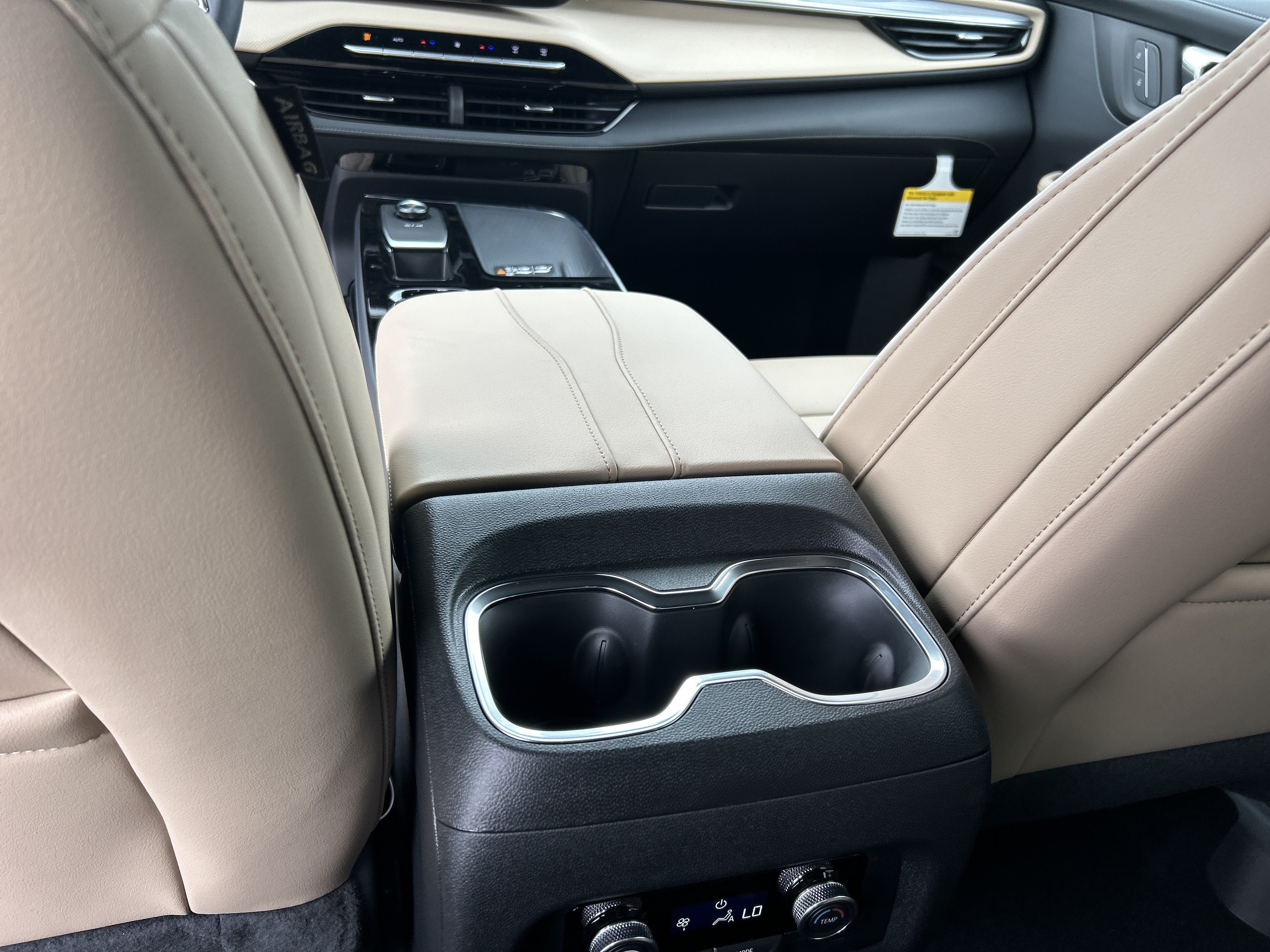 New 2027 Buick Enclave Preferred w/ Power Package AWD/4WD image 35