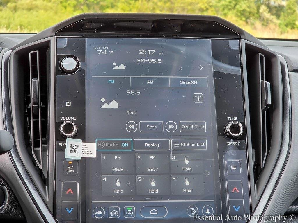 New 2025 Subaru Crosstrek 2.5i Limited w/ Crosstrek Mirror Package image 18