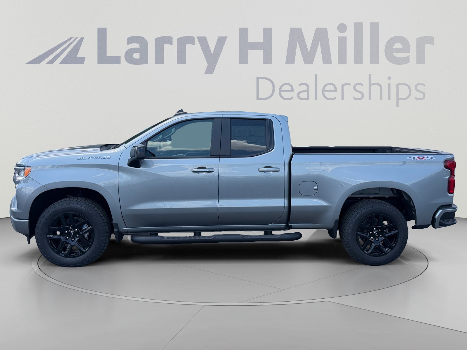 New 2026 Chevrolet Silverado 1500 RST w/ RST Select Package AWD/4WD image 2