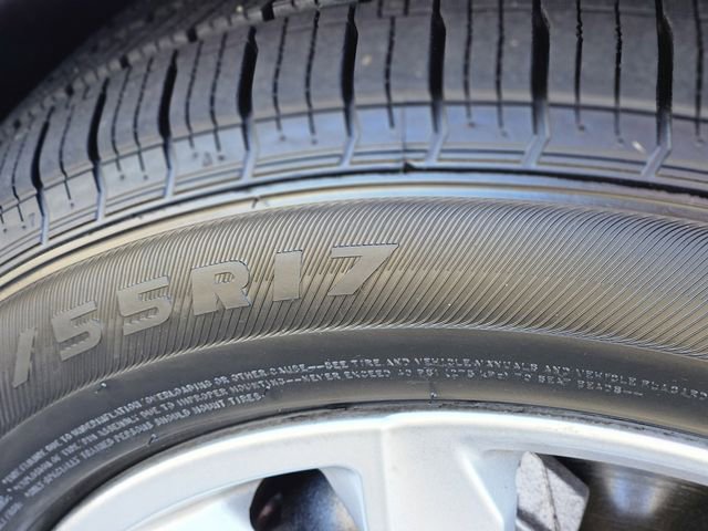Used 2023 Chevrolet Malibu LT FWD image 11