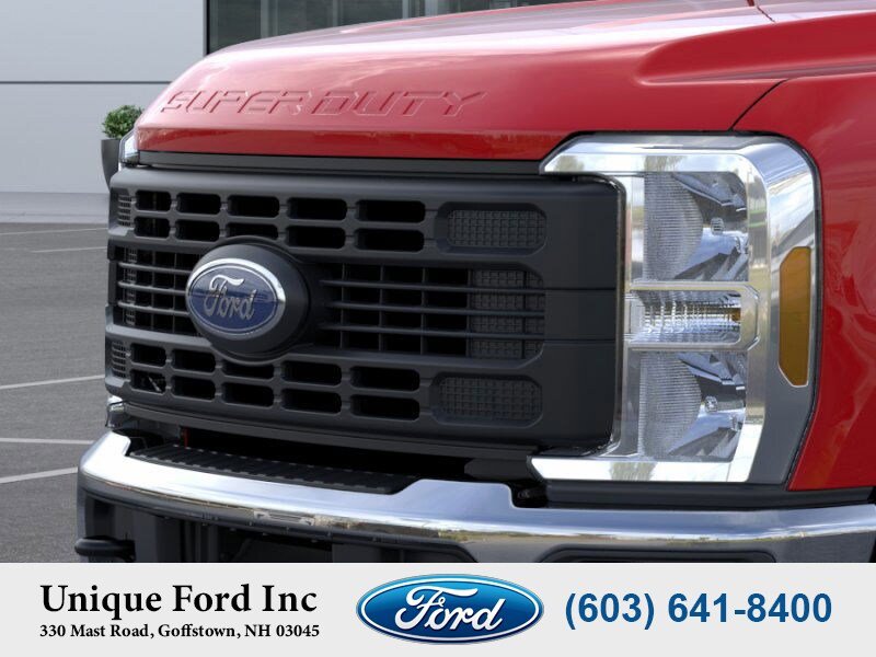 New 2026 Ford F250 XL w/ XL Chrome Package image 46