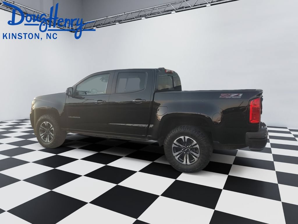 Used 2022 Chevrolet Colorado Z71 AWD/4WD image 3