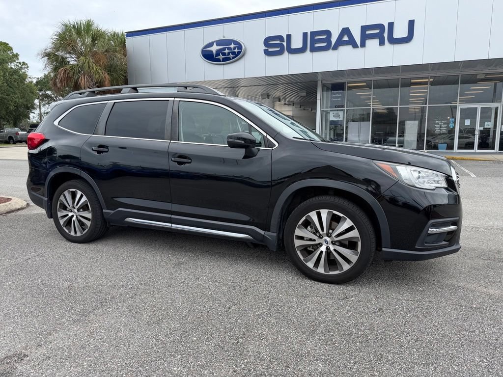 Used 2022 Subaru Ascent Limited w/ Technology Package AWD/4WD image 1
