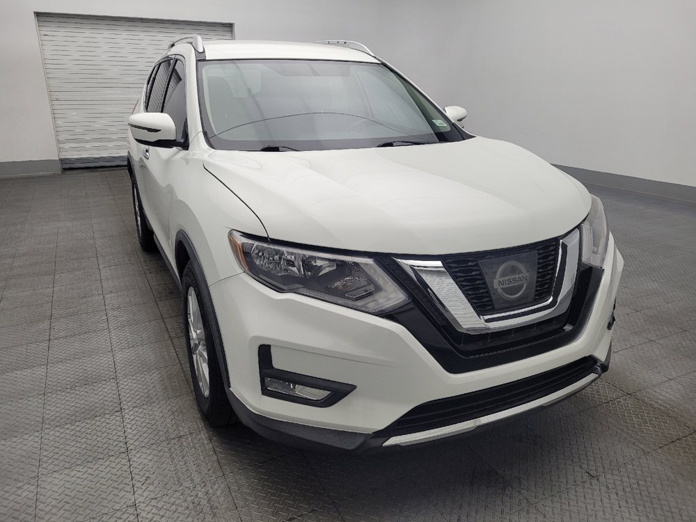 Used 2017 Nissan Rogue SV FWD image 14