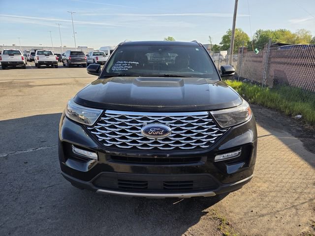 Used 2020 Ford Explorer Platinum AWD/4WD image 2