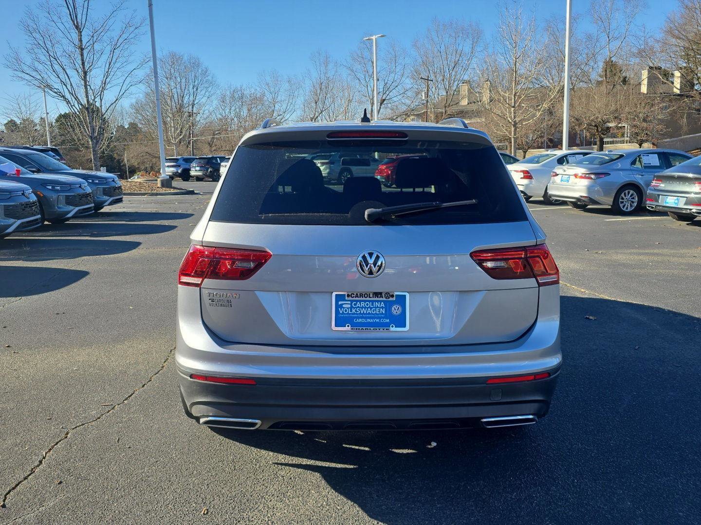 Used 2020 Volkswagen Tiguan S image 6