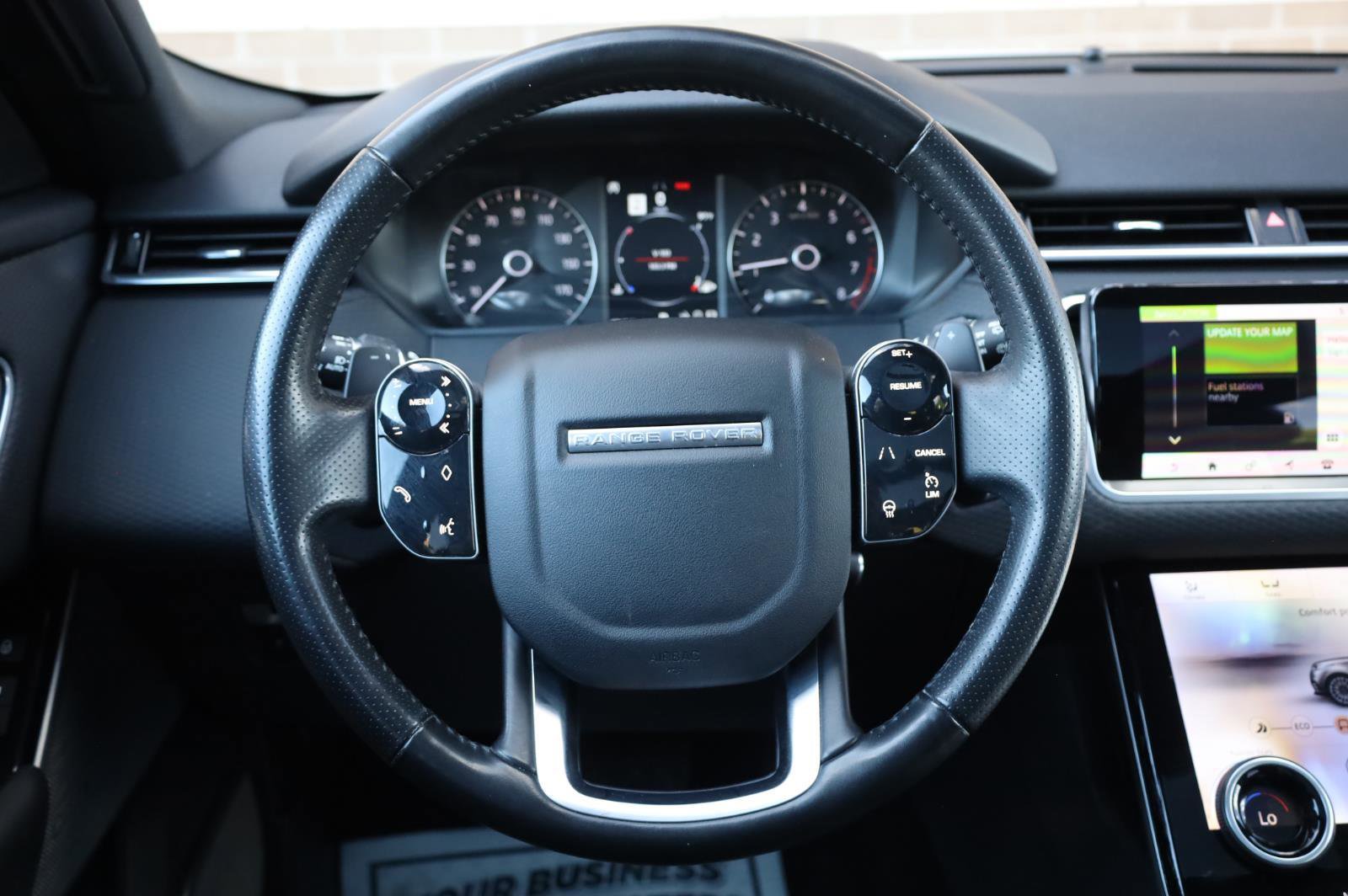 Used 2020 Land Rover Range Rover Velar S image 36