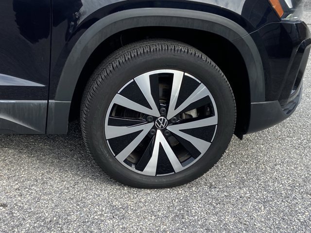 Used 2022 Volkswagen Taos SE image 12