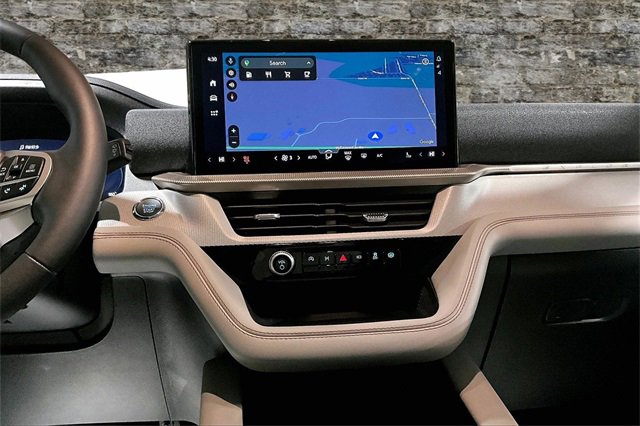 New 2026 Ford Explorer Active w/ Active Comfort Package image 6