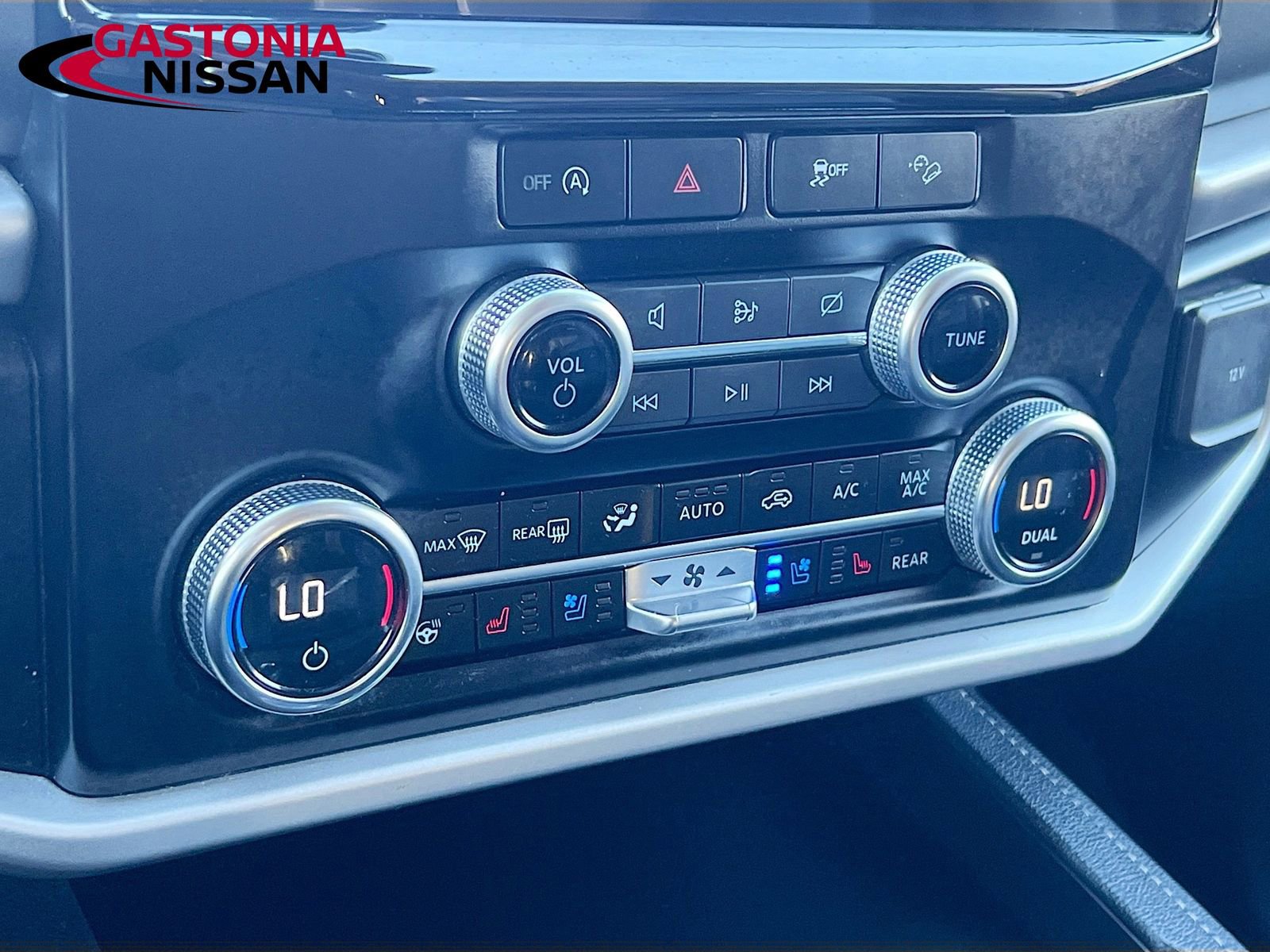 Used 2024 Ford Expedition Max XLT image 21