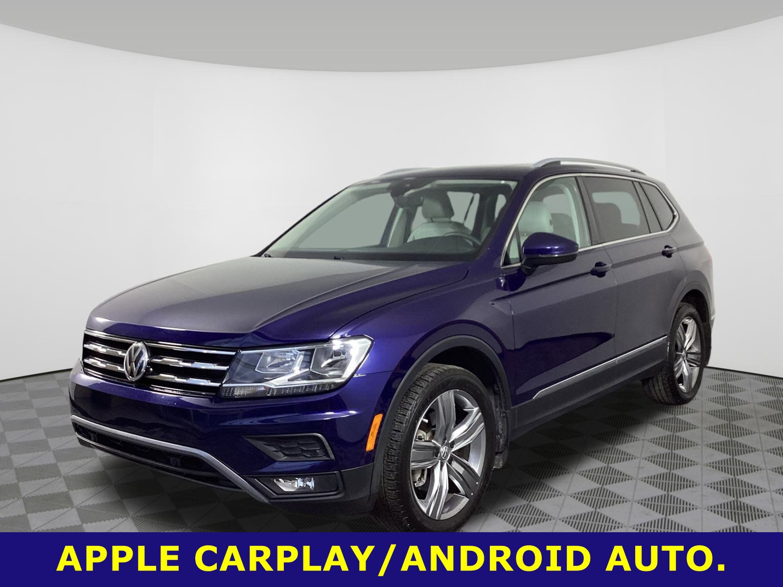 Used 2021 Volkswagen Tiguan SEL image 2