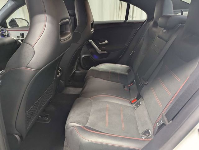 Used 2022 Mercedes-Benz CLA 250 image 9