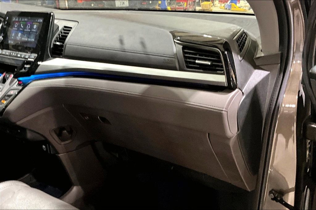 Used 2020 Honda Odyssey Elite image 12