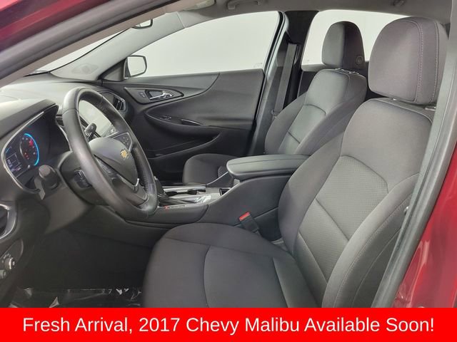 Used 2017 Chevrolet Malibu LT image 13