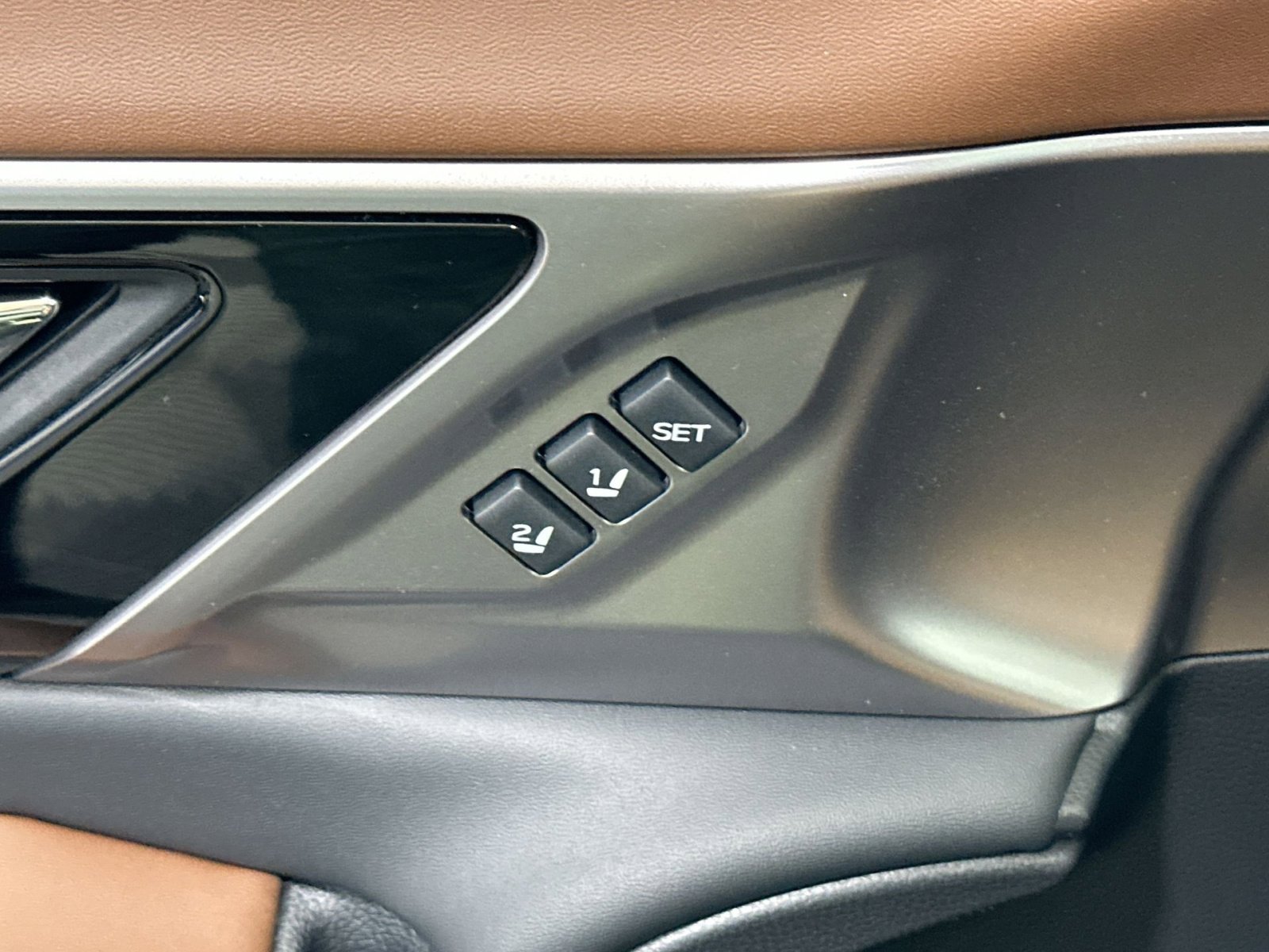 Used 2023 Subaru Outback Touring image 17