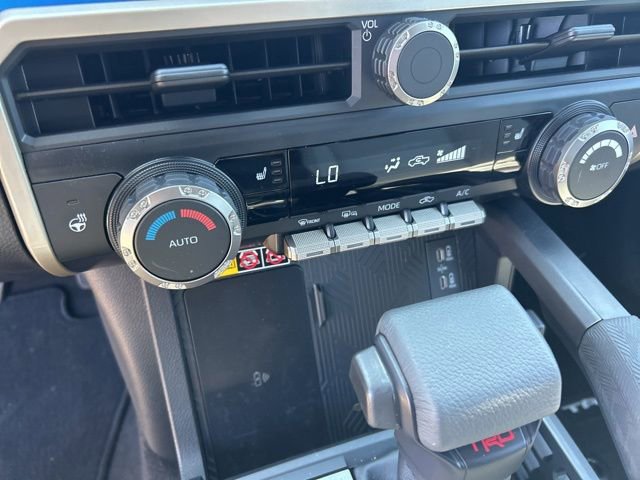 Used 2026 Toyota Tacoma TRD Off-Road w/ TRD Off Road Upgrade Package AWD/4WD image 30