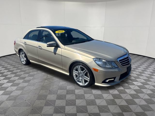 Used 2010 Mercedes-Benz E 550 4MATIC Sedan image 7