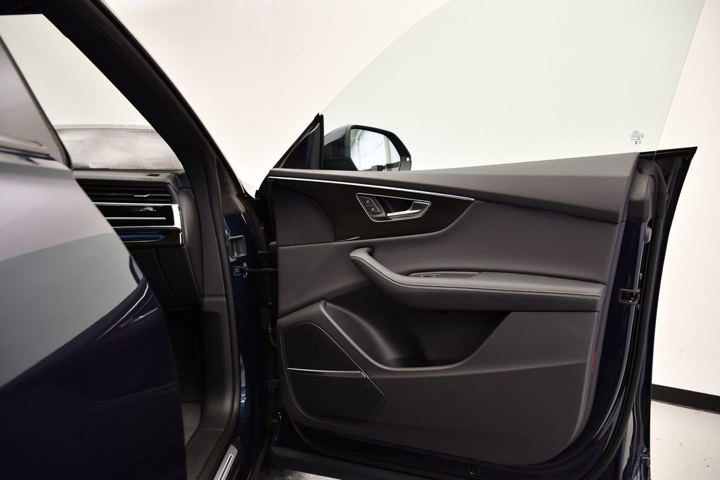 New 2026 Audi Q8 Premium Plus image 45