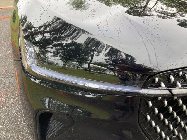 Used 2025 Lincoln Nautilus Premier w/ Equipment Group 102A image 9