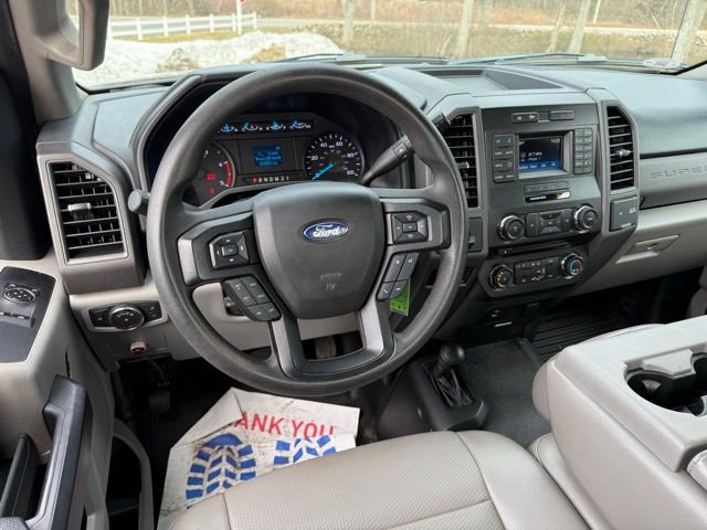 Certified 2017 Ford F550 4x4 Regular Cab Super Duty image 20