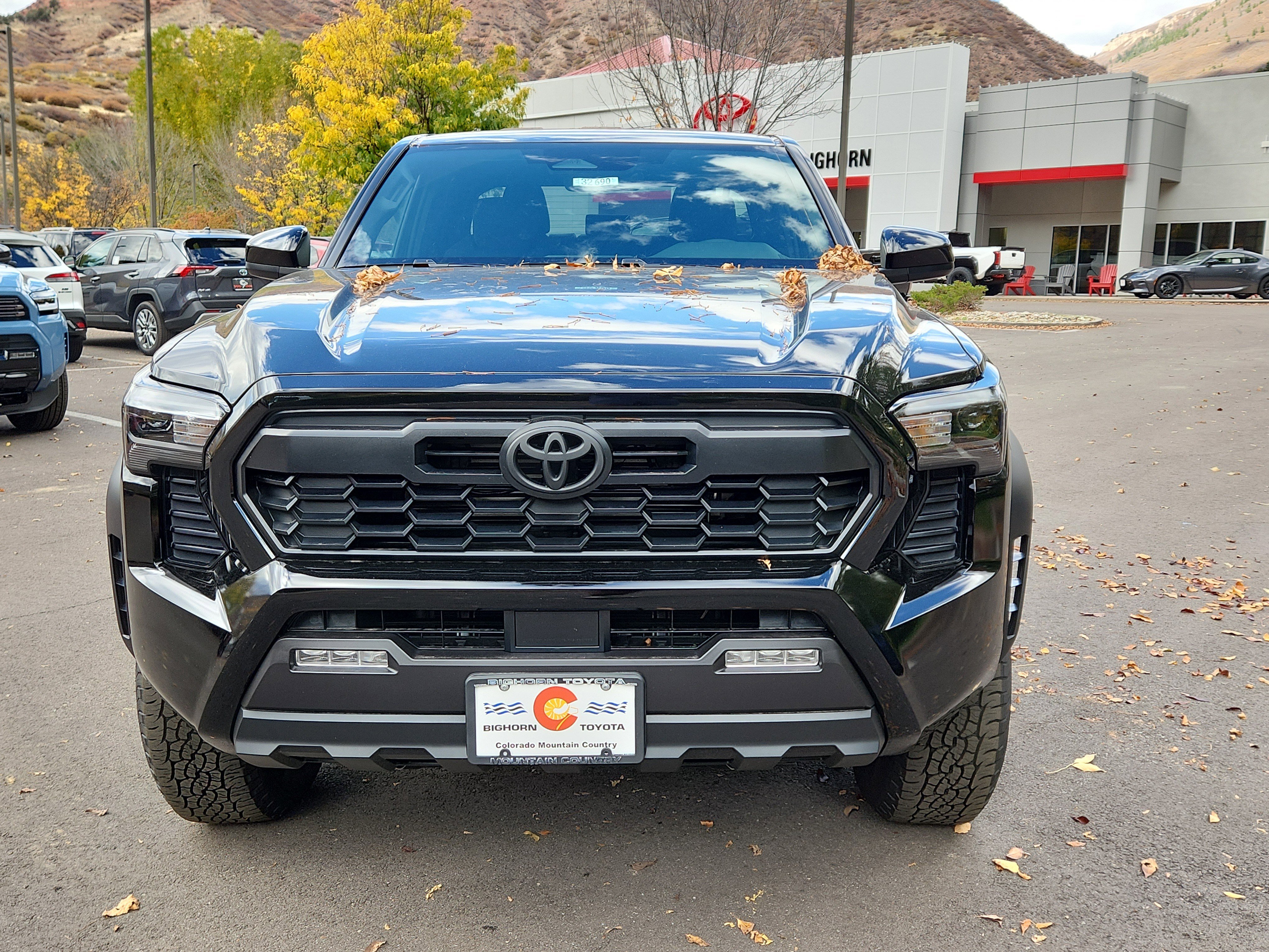 New 2025 Toyota Tacoma TRD Off-Road image 5
