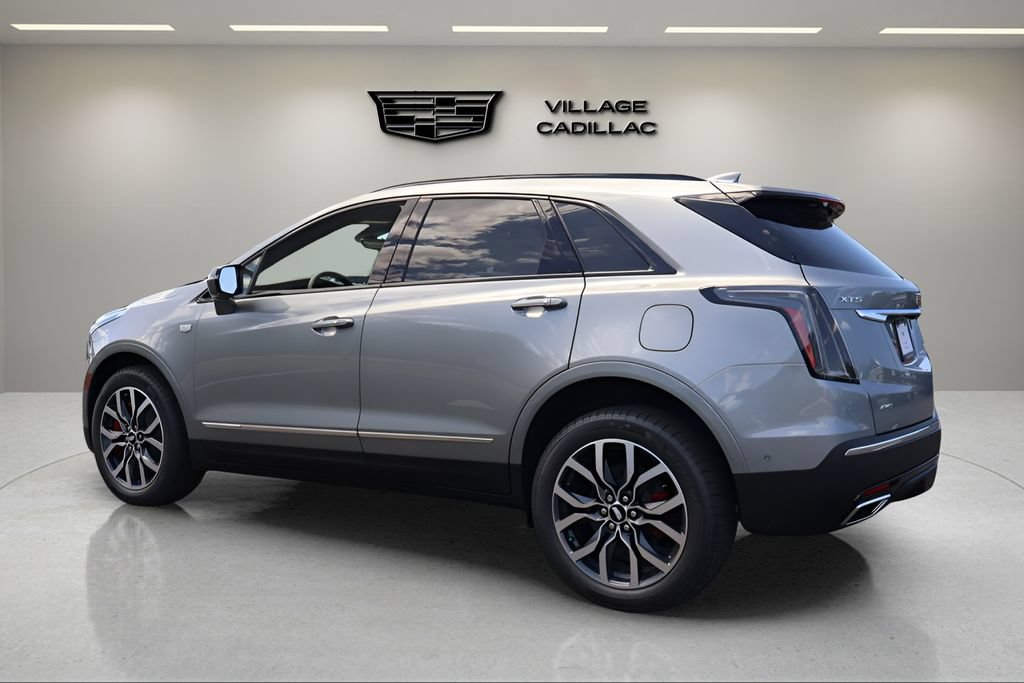 New 2026 Cadillac XT5 Premium Luxury w/ Driver Assist Package FWD image 3