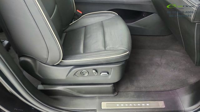 Used 2025 Cadillac Escalade Sport w/ Touring Package AWD/4WD image 24