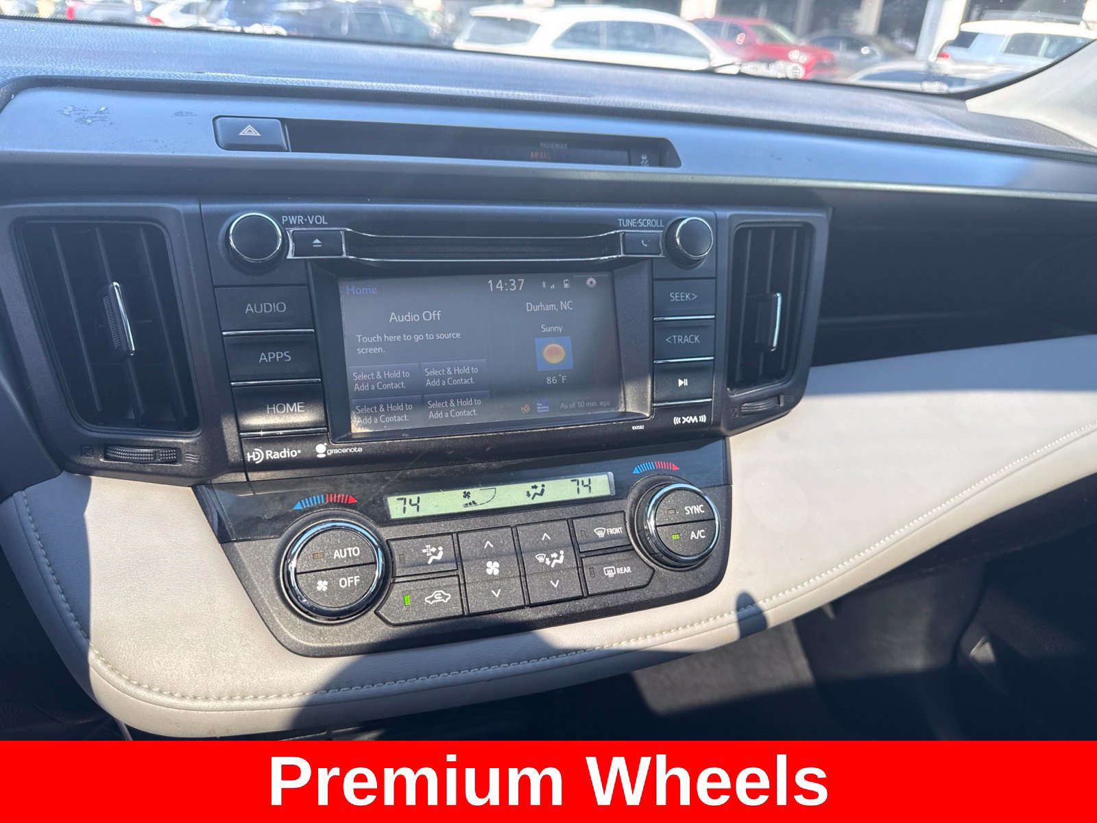 Used 2016 Toyota RAV4 XLE FWD image 11