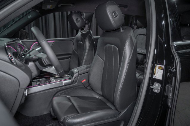 New 2025 Mercedes-Benz GLB 250 4MATIC image 10