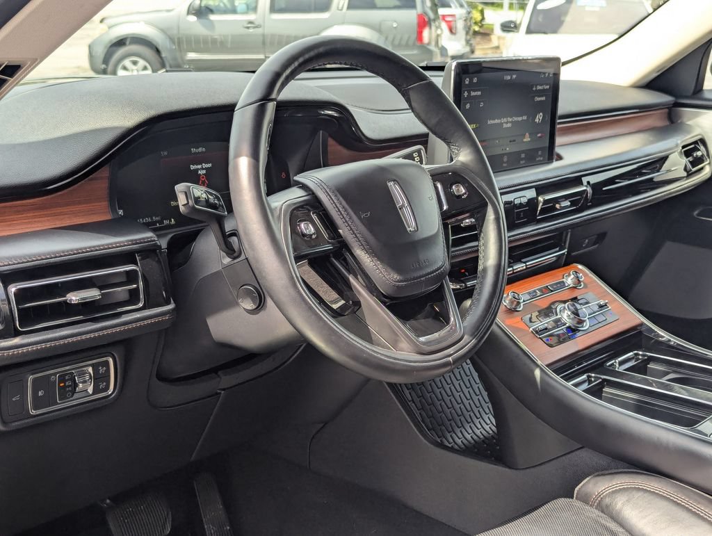 Used 2020 Lincoln Aviator Reserve w/ Equipment Group 202A AWD/4WD image 9