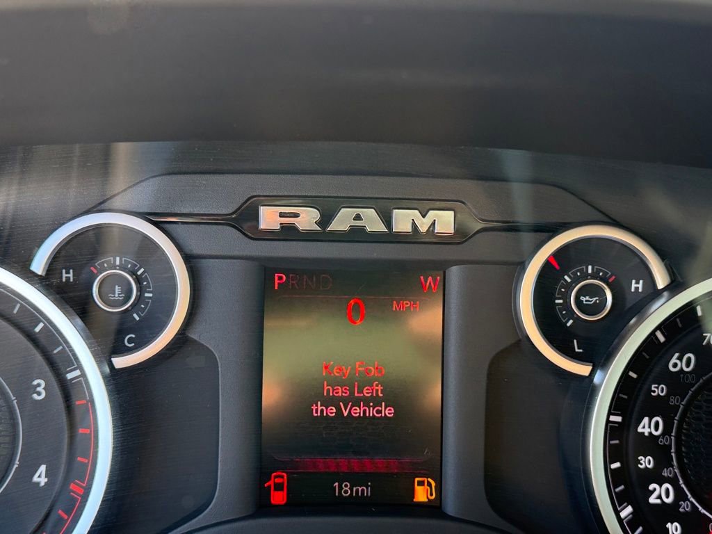 New 2026 RAM 2500 Big Horn AWD/4WD image 17
