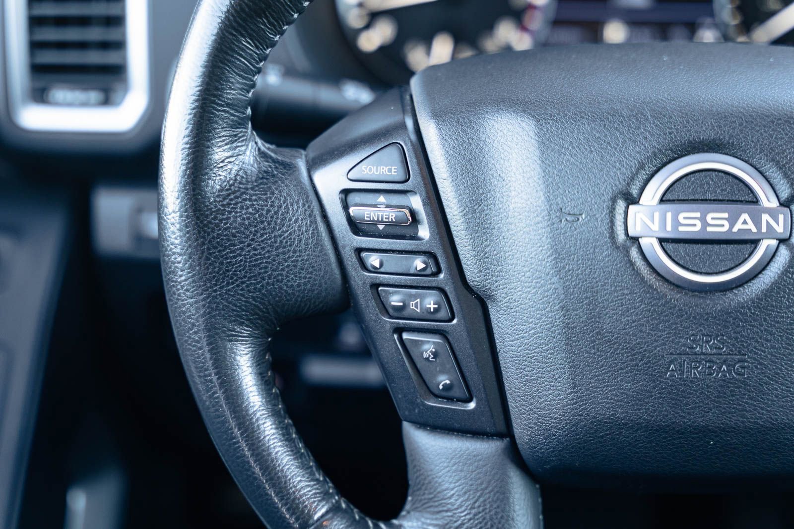 Used 2024 Nissan Frontier SV w/ Technology Package image 25