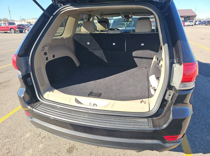 Used 2015 Jeep Grand Cherokee Laredo w/ Quick Order Package 23E image 5