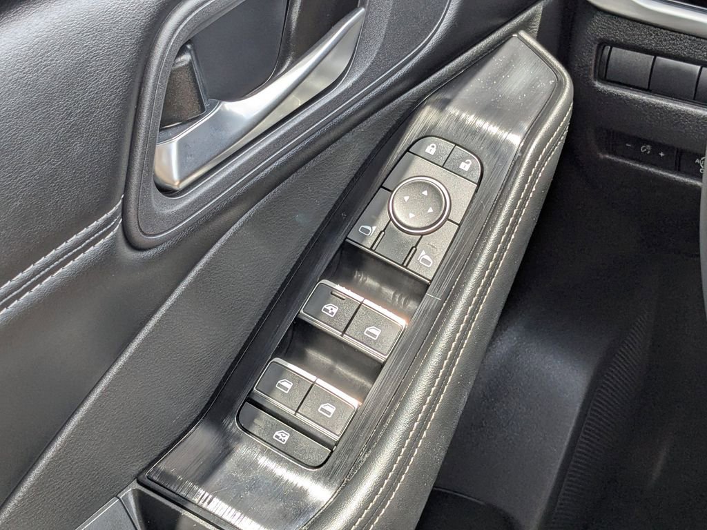 Used 2026 Nissan Rogue SL AWD/4WD image 20