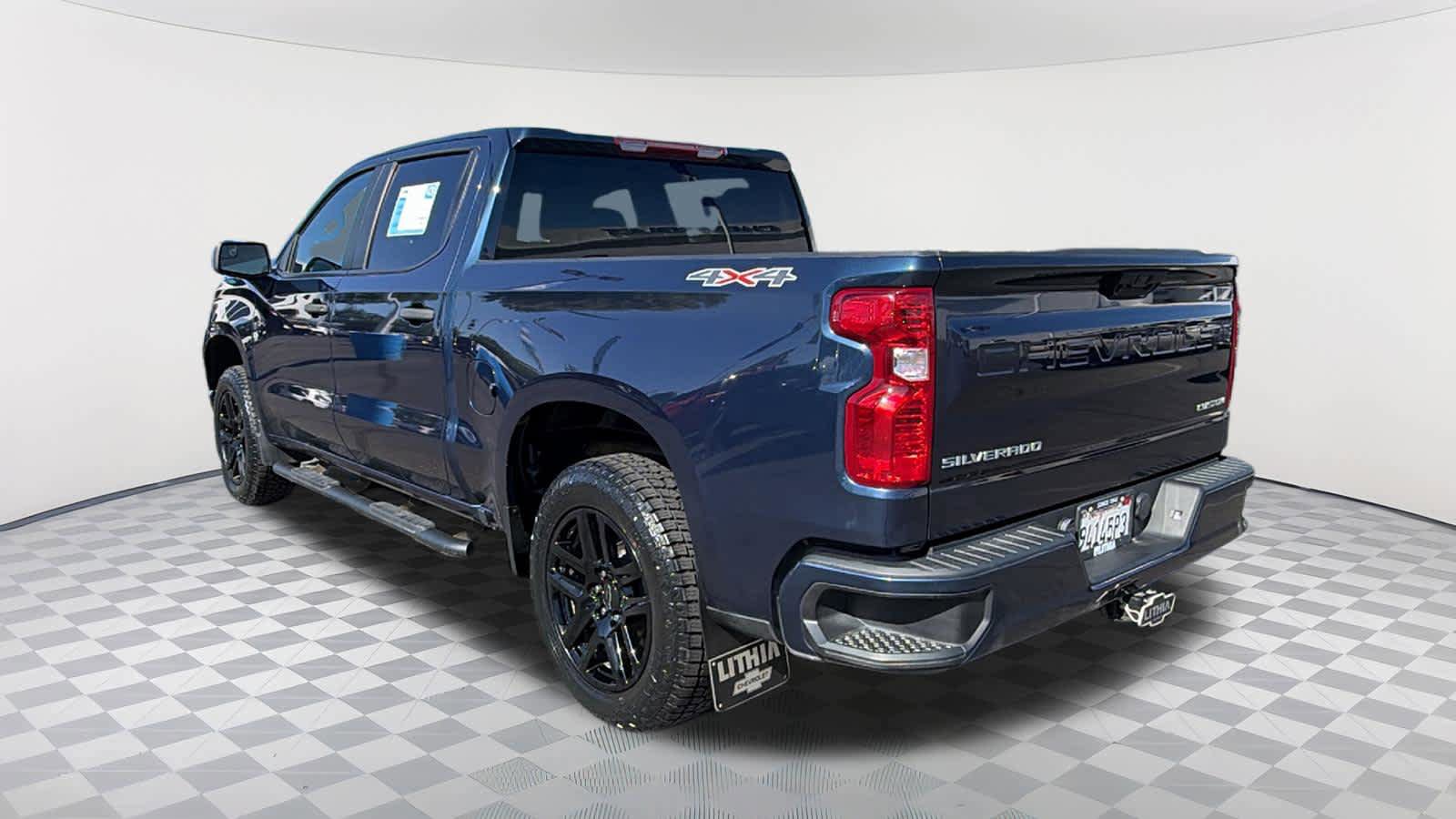 Used 2022 Chevrolet Silverado 1500 Custom AWD/4WD image 7