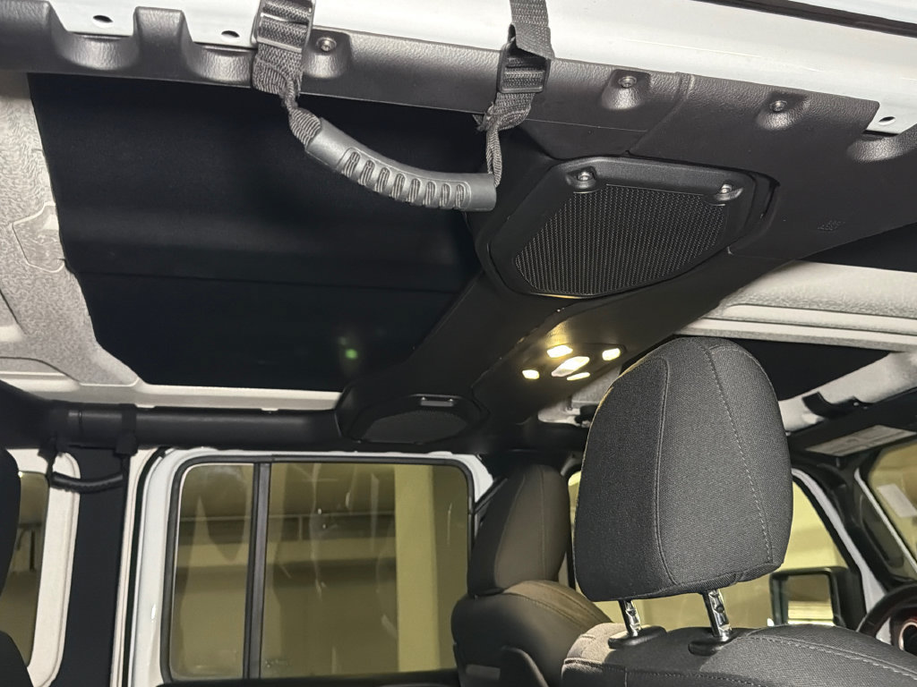 Used 2021 Jeep Wrangler Unlimited Rubicon AWD/4WD image 14
