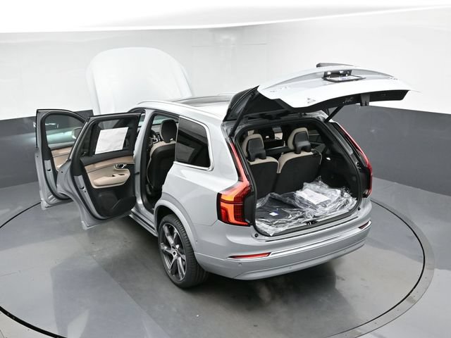 New 2026 Volvo XC90 B5 Plus w/ Protection Package Premier AWD/4WD image 51