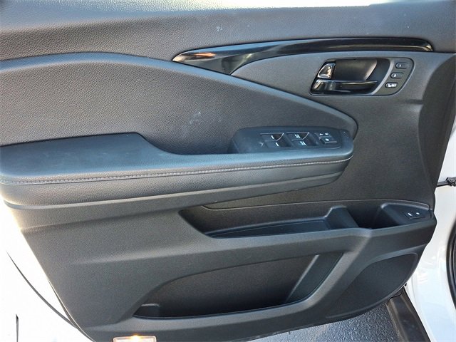 Used 2022 Honda Passport Elite image 11