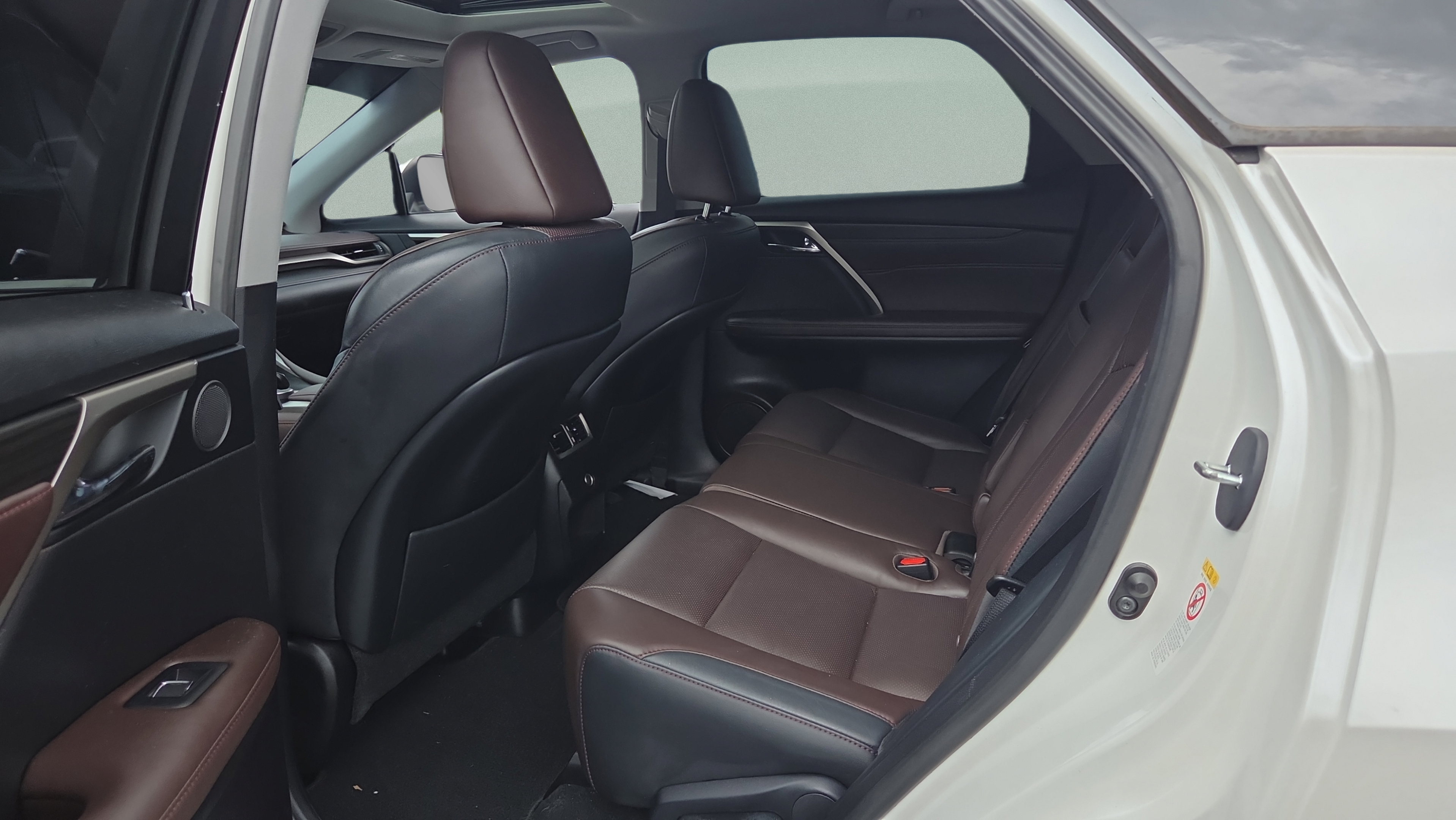 Used 2017 Lexus RX 350 FWD w/ Premium Package image 11