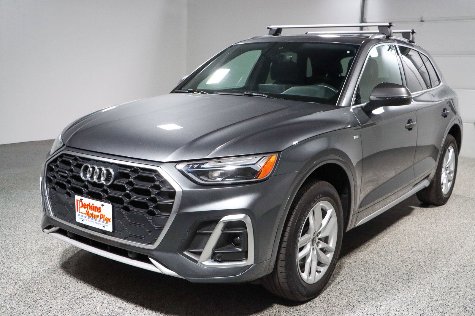 Used 2023 Audi Q5 2.0T Premium w/ Convenience Package image 31