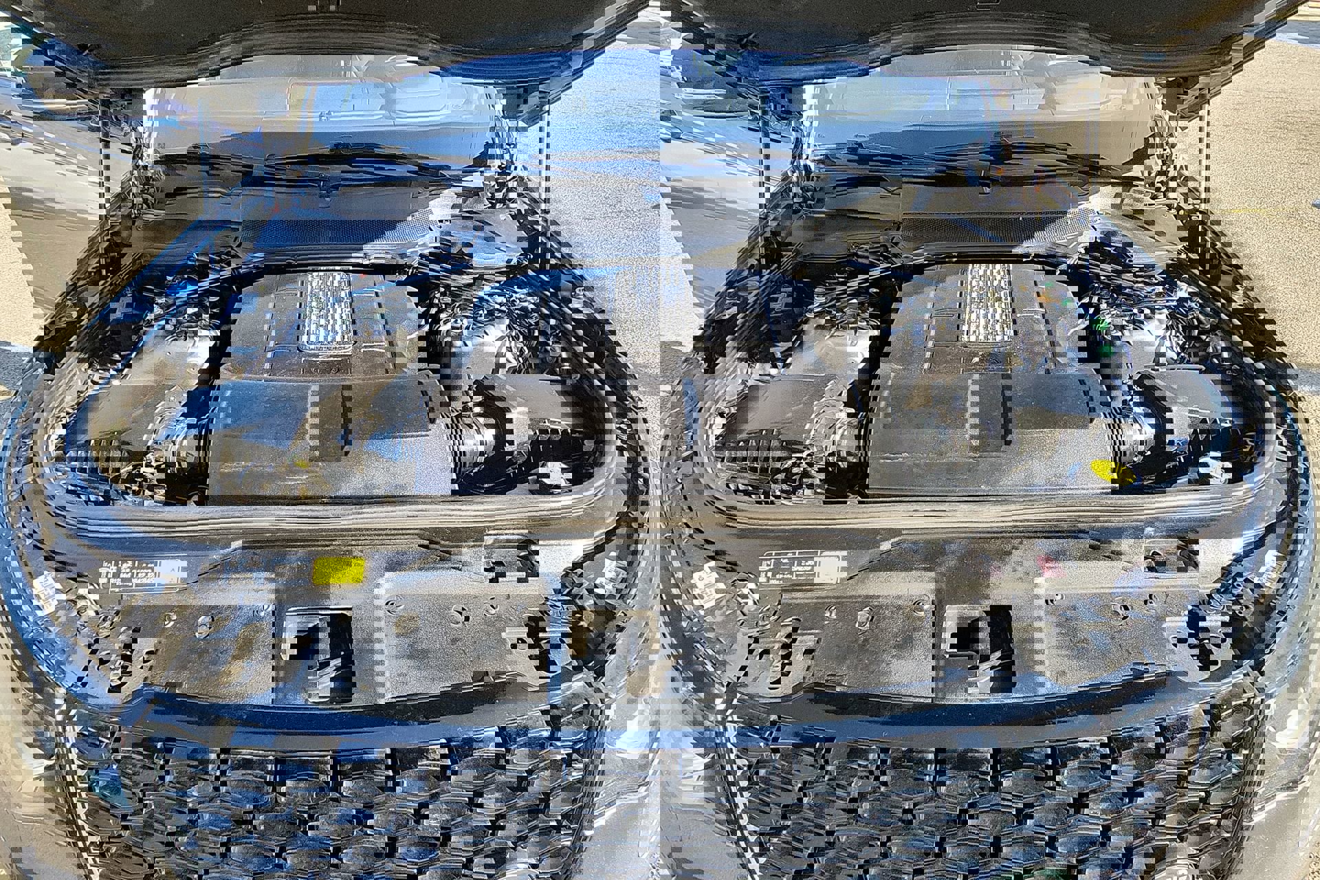 Used 2019 Land Rover Discovery HSE image 18