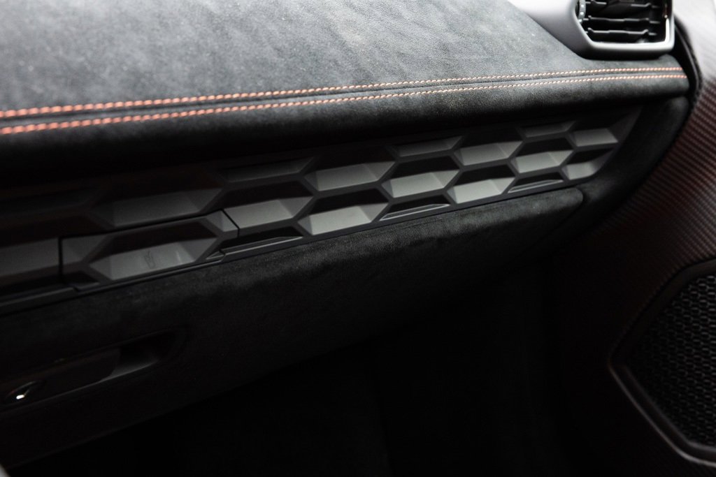 Used 2022 Lamborghini Huracan STO image 36