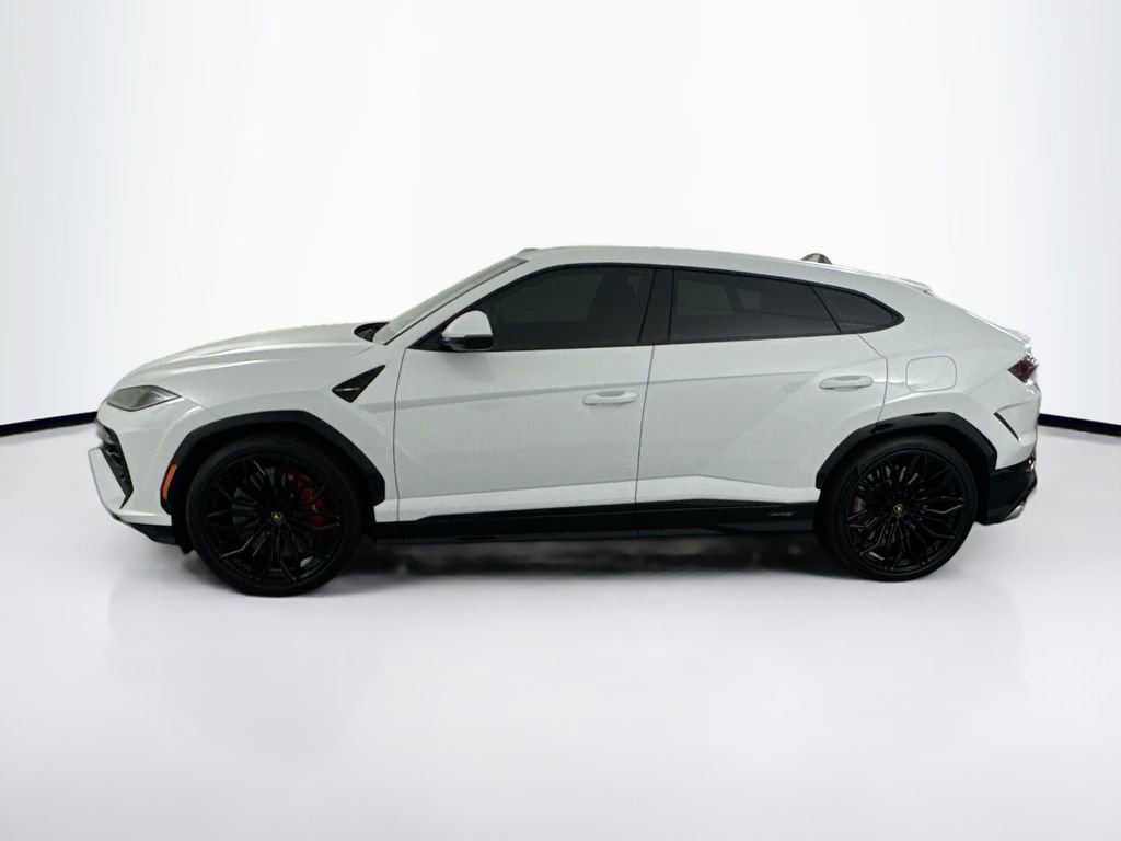 Used 2025 Lamborghini Urus SE image 8