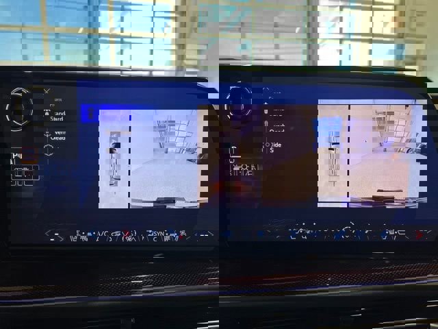 Used 2024 Chevrolet Traverse RS w/ LPO, Floor Liner Package image 34