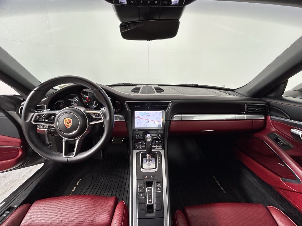 Certified 2019 Porsche 911 Carrera RWD image 12