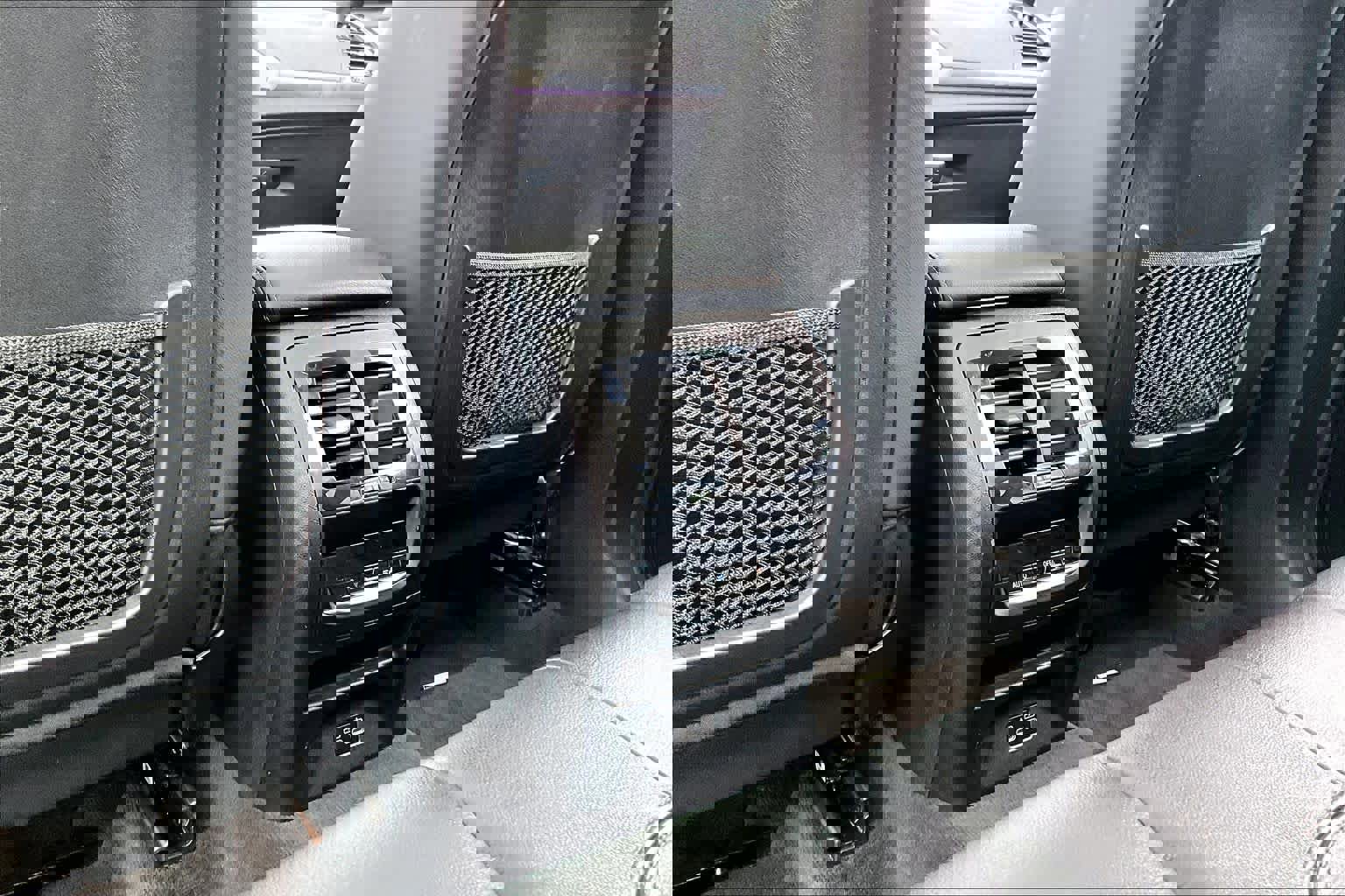 Used 2021 BMW X3 sDrive30i w/ Premium Package image 34