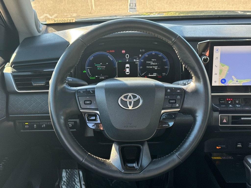 Used 2025 Toyota Camry XLE image 15